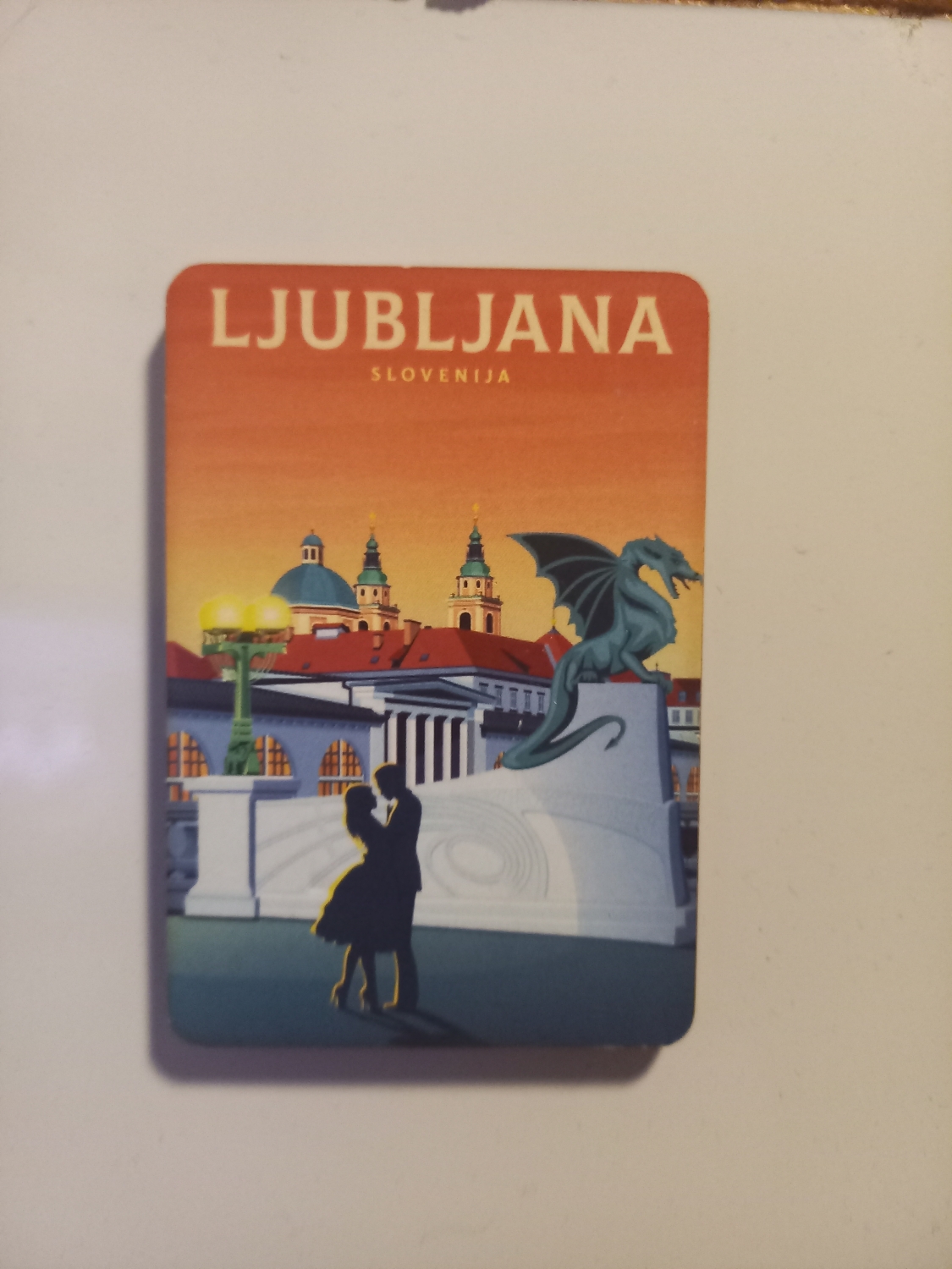 Całkiem elegancki, romantyczny magnesik z Ljubljany