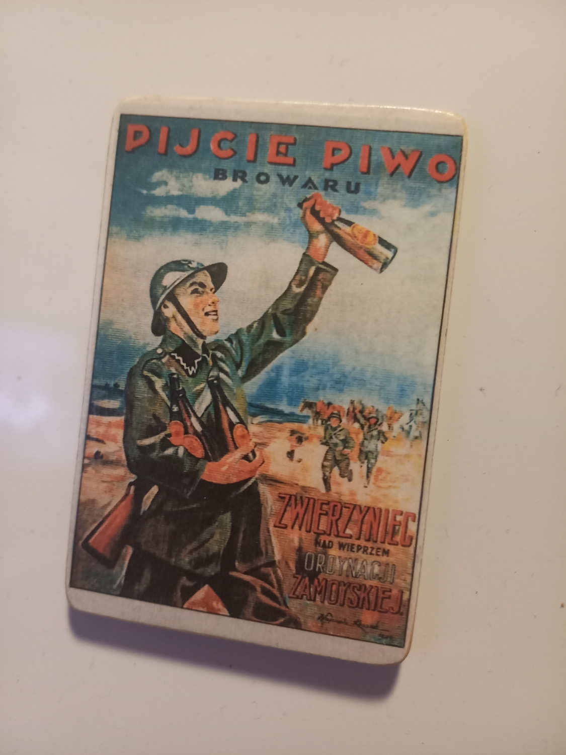 Magnes nakłaniający do picia piwa. Nic więcej nie potrzeba pisać
