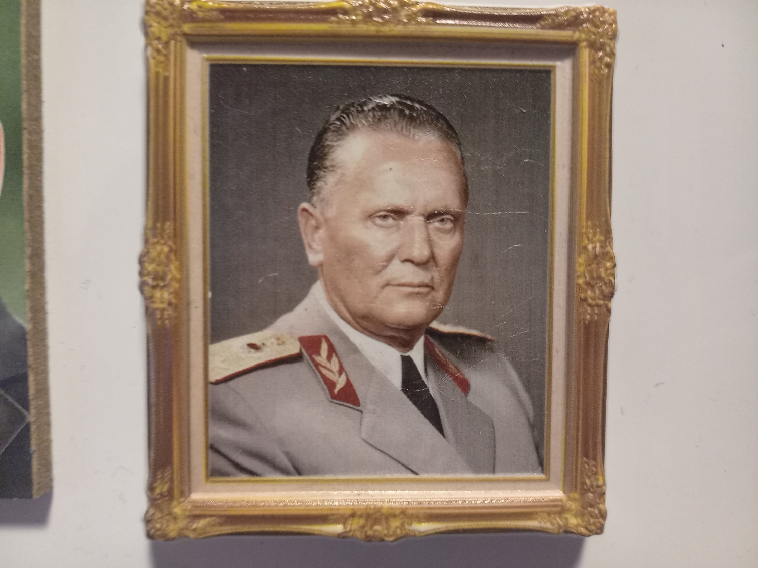 Pan Marszałek Jozef Broz Tito, przywódca polityczny Jugosławii zwany również psem łańcuchowym kapitalizmu